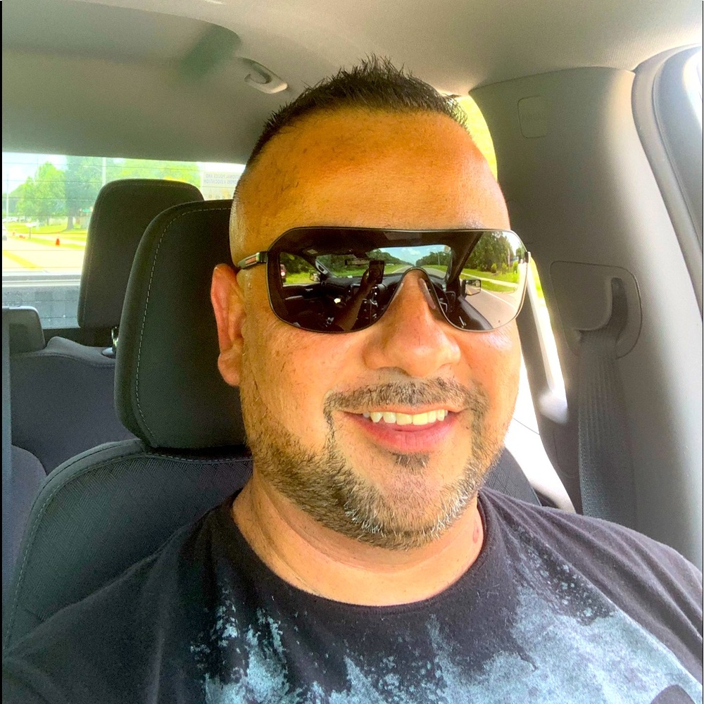 Meet your Posher, Miguel